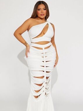 FASHION NOVA MARILYN SKIRT SET- White